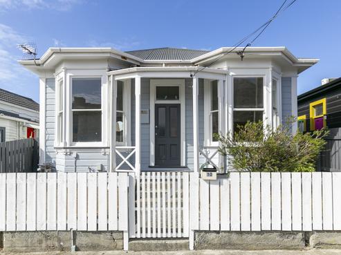 10 Emmett Street, Newtown