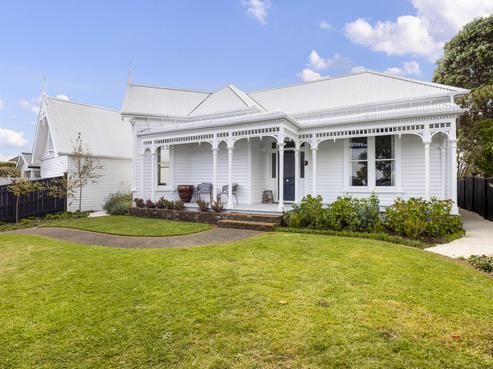 329 Mangorei Road, Merrilands