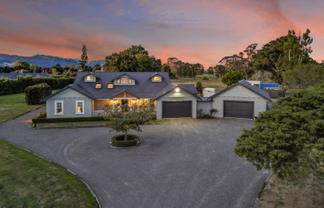 144 Kuratawhiti Street, Greytown