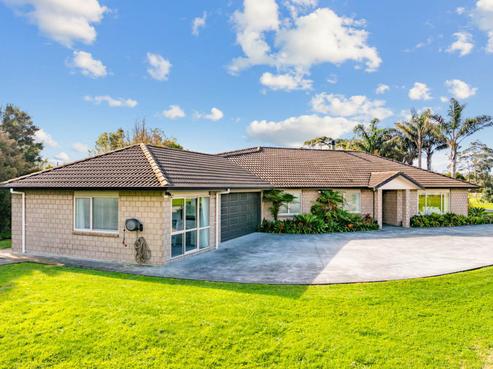 27 Dundee Lane, Waipu