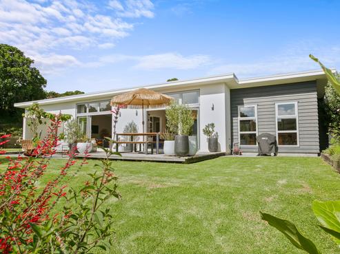 1185D South Road, Oakura