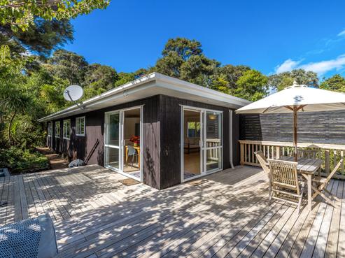 47 Whakarite Road, Ostend