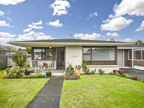 922 Florence Street, Raureka