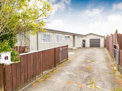28 Robinson Crescent, Westbrook