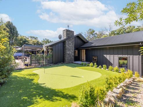 68 Parawera Drive, Acacia Bay