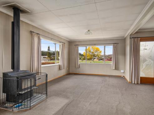 6 Winston Place, Alexandra