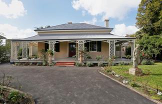 STUNNING HERITAGE PARNELL PREMISES
