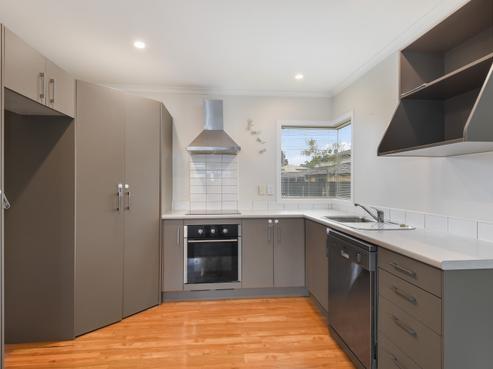23/64 Kawaha Point Road, Kawaha Point
