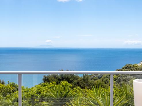 14 Belle Terrace, Waiheke Island