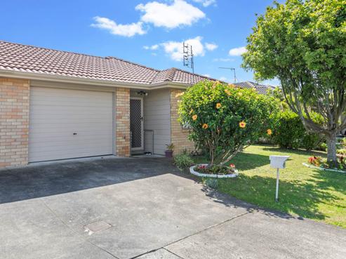 16 Ceasar Place, Favona