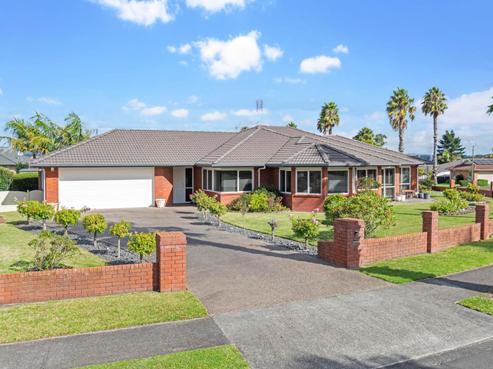 6 Parkhaven Drive, Rosehill