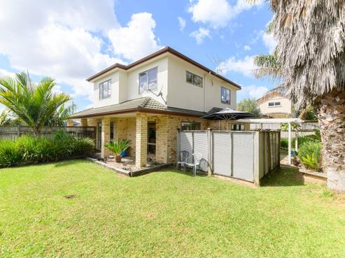 1 Mary Forgham Drive, Greenhithe