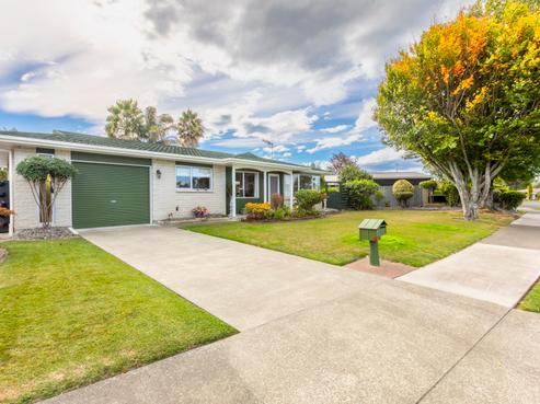 13 Mckeefry Avenue, Greenmeadows