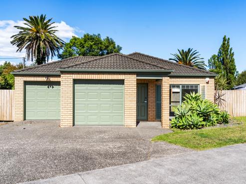 319D Royal Road, Massey