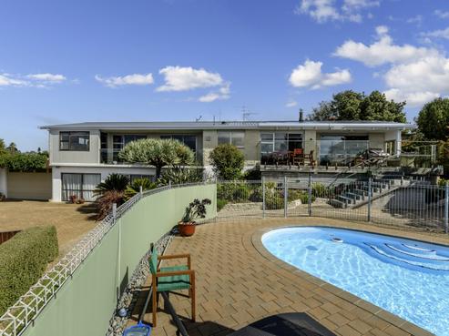 55 Eaton Crescent, Matua
