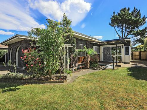 15 Kirkcaldy Place, Flaxmere
