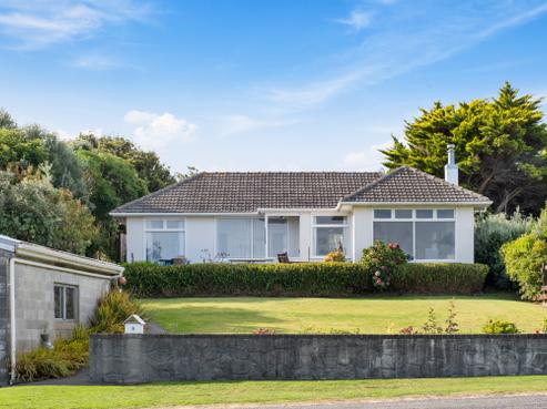 6 Moana Road, Okitu