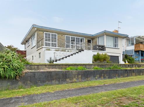8 Mayne Street, Waitara