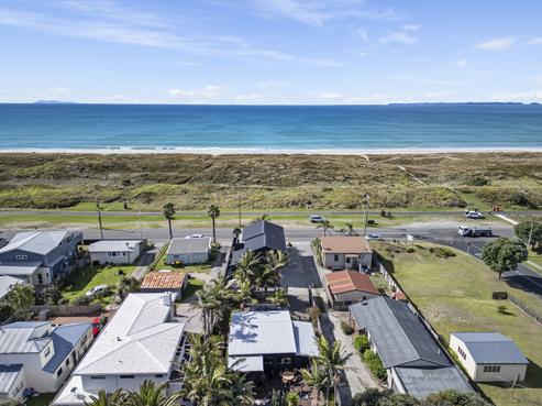 780B Papamoa Beach Road, Papamoa