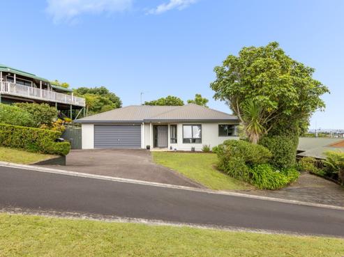 5 Greenstone Way, Hairini