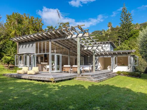 33 Palm Road, Palm Beach
