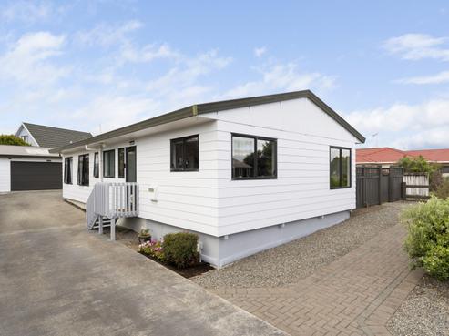 25 Rosewood Place, Paraparaumu