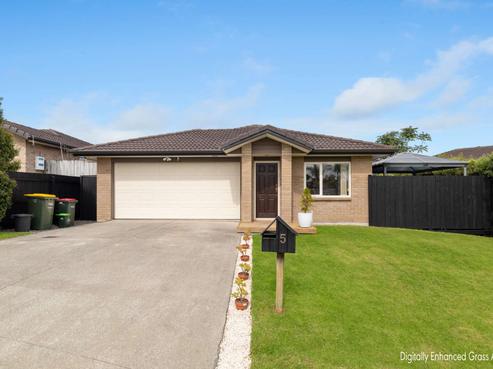 5 John Broad Place, Flat Bush