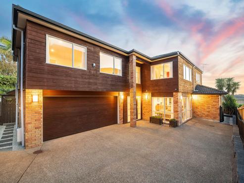 13B Hayr Road, Three Kings