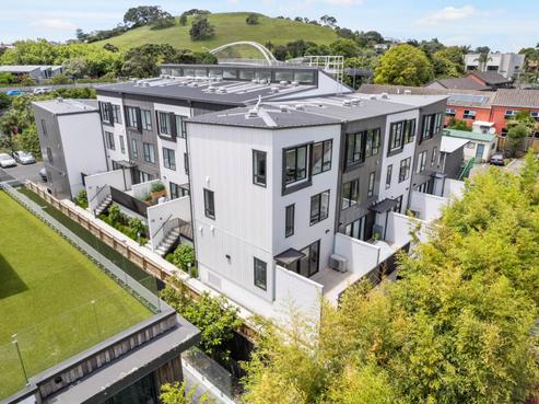 14/29 Mauranui Avenue, Epsom