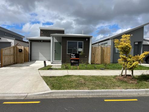14 Fredrick Hanson Road, Papakura
