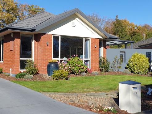 28 Primrose Hill Lane, Casebrook