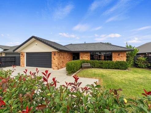 9 Tulip Drive, Cambridge