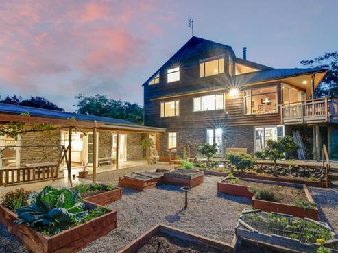 62 Scott Road, Stanmore Bay
