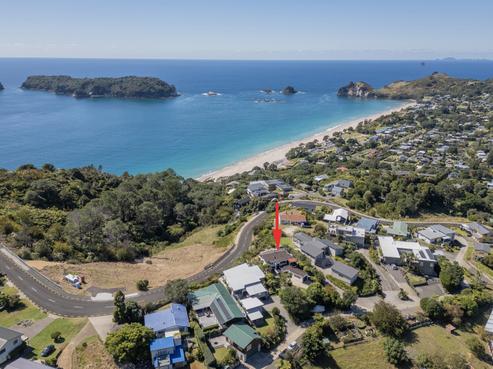 77 Grange Road, Hahei