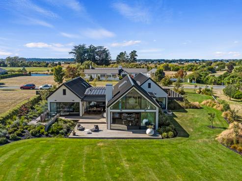 17 Mapleham Drive, Pegasus