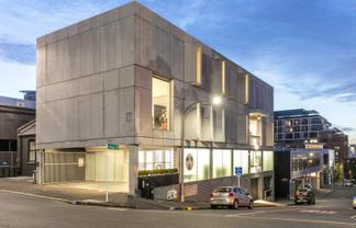 Corner profile showroom or office