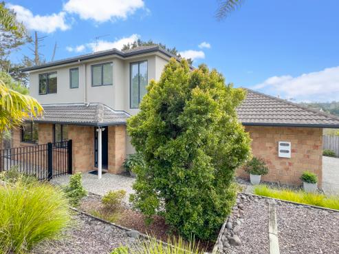 11 Amber Glen, Albany