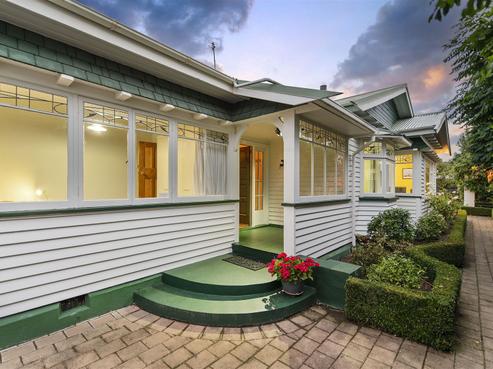 27 Urunga Avenue, Strowan