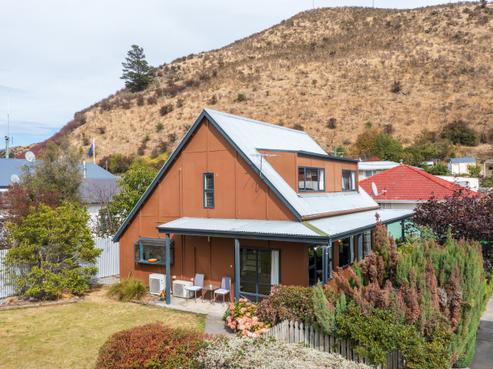12 Hawick Street, Roxburgh