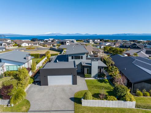 19 Ernest Kemp Rise, Wharewaka