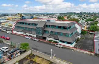 Prime standalone opportunity - 2,400sqm