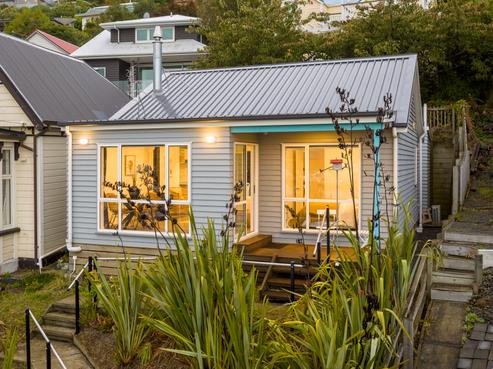 35 Sumner Road, Lyttelton