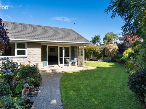 14 Argyle Street, Mornington