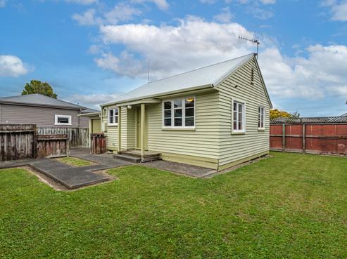 351A Tremaine Avenue, Takaro