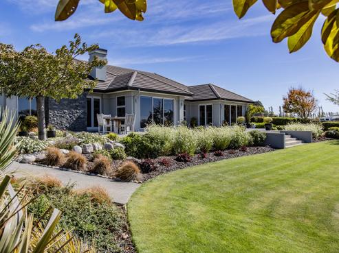 20 Mapleham Drive, Pegasus
