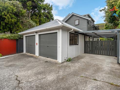 2A Burke Grove, Naenae