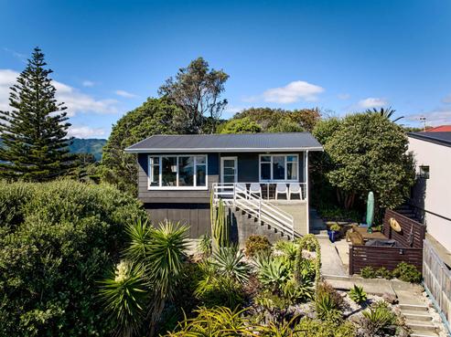 52 Tutere Street, Waikanae Beach