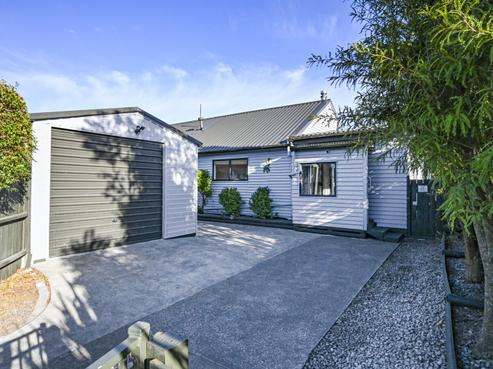 1212 Jellicoe Street, Mayfair