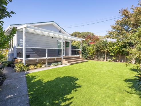 19A Mantell Street, Seatoun