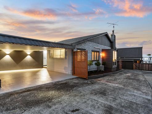 234 Henderson Valley Road, Henderson